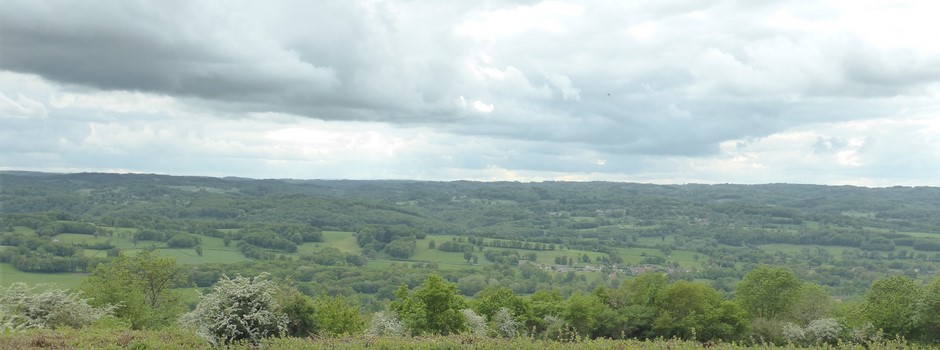 En Creuse, là où le Ciel rejoint la Terre, dans l'horizon infini des collines et des forêts...